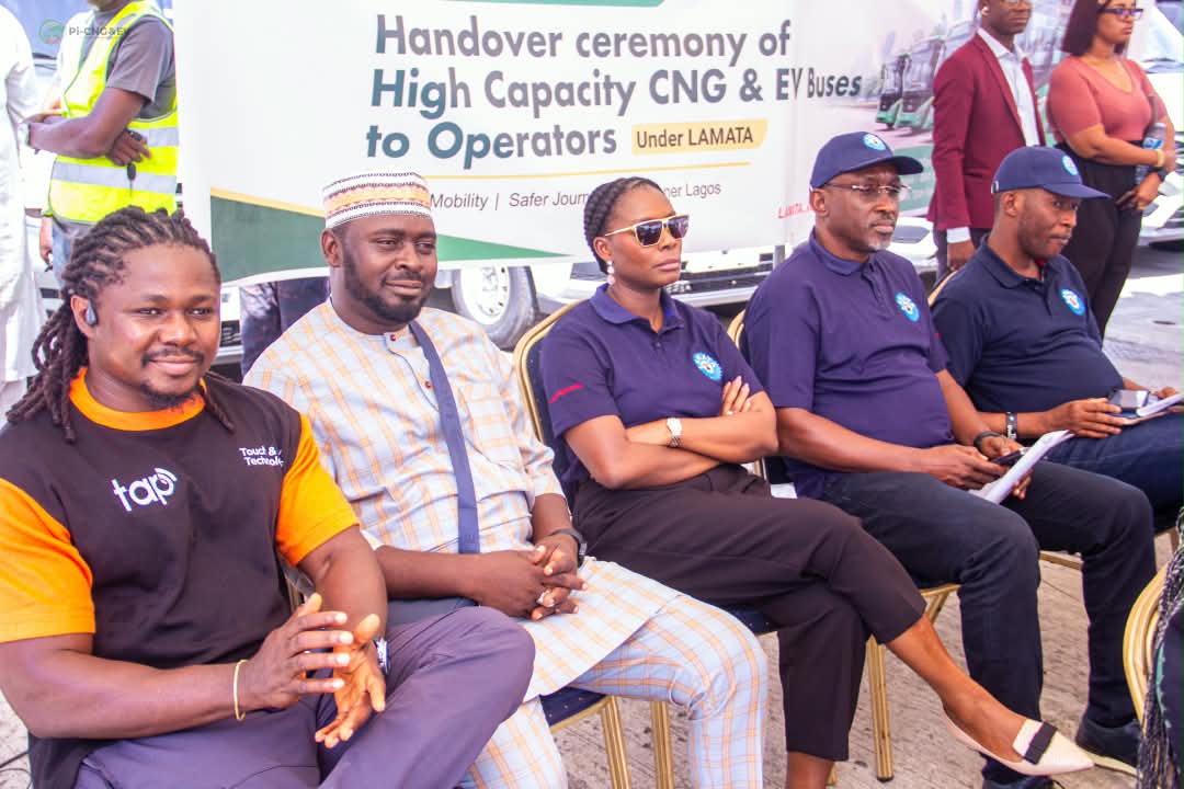 Handover ceremony of High Capacity CNG and EV Buses to Operators under LAMATA